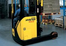 Chariots élévateurs pousseurs électriques Hyster R2.0HD