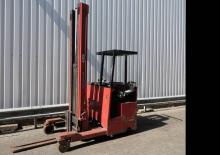 Chariots élévateurs électriques multidirectionnels Sichelschmidt M 925