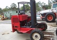 Chariots élévateurs  embarqués diesel Moffett M 2275