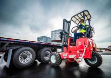 Chariots élévateurs  embarqués diesel Moffett M8 NX 25.3