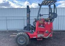 Chariots élévateurs  embarqués diesel Moffett Telemount 25.4