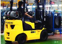 Chariots élevateurs frontaux à gaz Hyundai 15 L 7