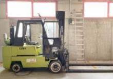 Chariots élevateurs frontaux à gaz Clark C 500 135 LPG