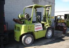 Chariots élevateurs frontaux à gaz Clark C 500-y-60
