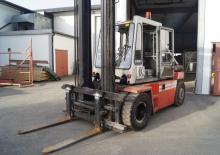 Chariots élevateurs frontaux à gaz Clark DPL 75 LPG