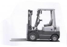 Chariots élevateurs frontaux à gaz TCM FG 15 N 16 T