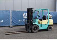 Chariots élevateurs frontaux à gaz Yang FG 30 Mark 3 smart