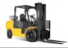 Chariots élevateurs frontaux à gaz Komatsu FG45T-10