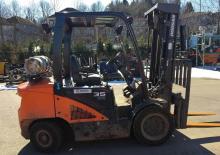 Chariots élevateurs frontaux à gaz Doosan G35NC-7