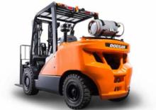 Chariots élevateurs frontaux à gaz Doosan G40S-7