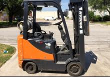 Chariots élevateurs frontaux à gaz Doosan GC18S-5