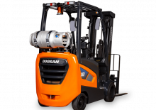 Chariots élevateurs frontaux à gaz Doosan GC18S-9