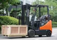 Chariots élevateurs frontaux à gaz Doosan GC25P-5