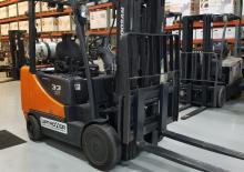 Chariots élevateurs frontaux à gaz Doosan GC33P-5