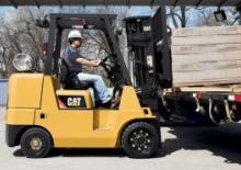 Chariots élevateurs frontaux à gaz Caterpillar GC70K