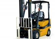 Chariots élevateurs frontaux à gaz Yale GLP35TK