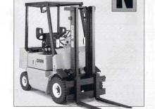 Chariots élevateurs frontaux à gaz Clark GPM 12 L