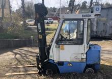Chariots élevateurs frontaux à gaz Clark GPM 20 SL