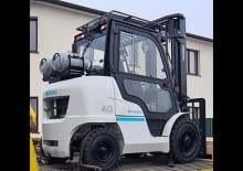 Chariots élevateurs frontaux à gaz UniCarriers GX2-40