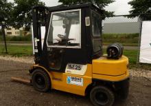 Chariots élevateurs frontaux à gaz Halla HLF 25