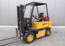 Chariots élevateurs frontaux à gaz Steinbock RH 20 L