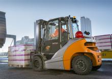 Chariots élevateurs frontaux à gaz Still RX 70-50 T