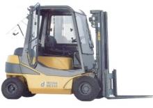 Chariots élevateurs frontaux à gaz Nuova Detas Sherpa 30 LPG