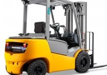 Chariots élevateurs frontaux à gaz Jungheinrich TFG 425