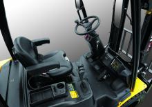 Chariots élevateurs frontaux diesel Hyundai 25D-9
