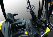 Chariots élevateurs frontaux diesel Hyundai 25D-9E