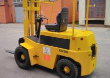 Chariots élevateurs frontaux diesel Indos D 25
