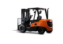Chariots élevateurs frontaux diesel Doosan D25NX Plus