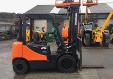 Chariots élevateurs frontaux diesel Doosan D25S-5