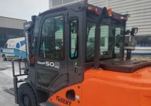 Chariots élevateurs frontaux diesel Doosan D50SC-7