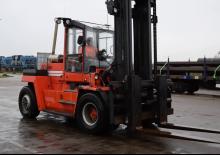 Chariots élevateurs frontaux diesel Kalmar DCD150-12