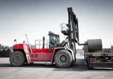 Chariots élevateurs frontaux diesel Kalmar DCG700-12LB
