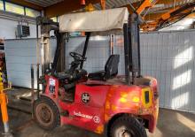 Chariots élevateurs frontaux diesel Balkancar DFG 2033