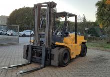 Chariots élevateurs frontaux diesel OM DI 70 C