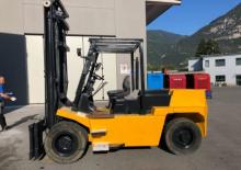 Chariots élevateurs frontaux diesel OM DI 80 C