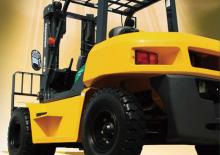 Chariots élevateurs frontaux diesel Komatsu FD60-10