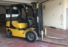 Chariots élevateurs frontaux diesel Yale GDP25TK
