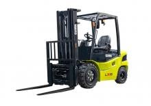 Chariots élevateurs frontaux diesel Clark L33D