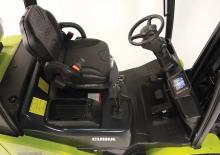 Chariots élevateurs frontaux diesel Clark S 20 D