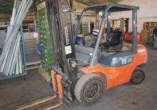 Chariots élevateurs frontaux diesel Toyota SAS 35