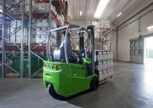 Chariots élevateurs frontaux  electriques Cesab B 215