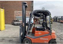 Chariots élevateurs frontaux  electriques BT CBE 1.6 F