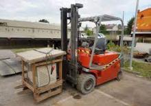 Chariots élevateurs frontaux  electriques BT CBE 5.0 AC