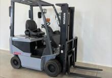 Chariots élevateurs frontaux  electriques Nissan CWP 02 L 25 S