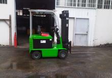 Chariots élevateurs frontaux  electriques Cesab ECO/KD 185