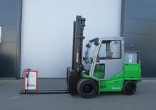 Chariots élevateurs frontaux  electriques Cesab ECO/P 70